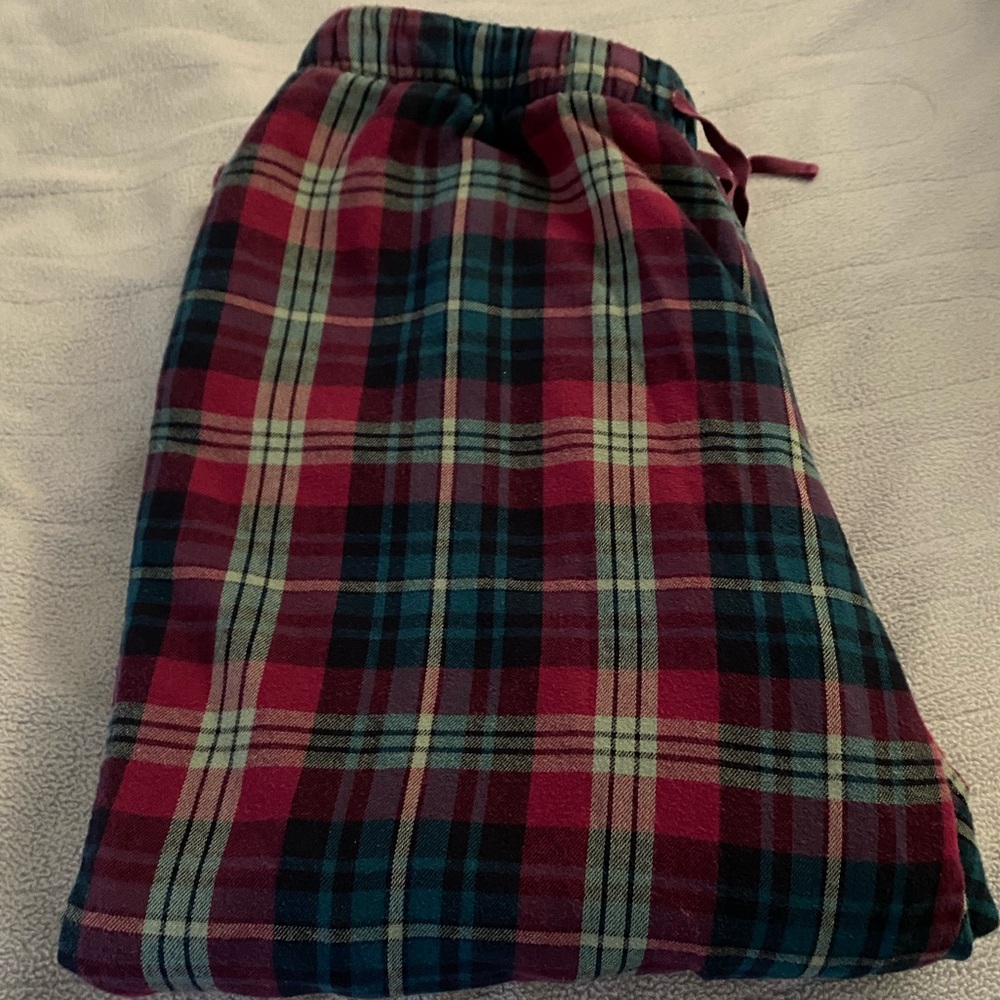 L.L. Bean  fleece lined flannel pajama pants - Picture 4 of 5